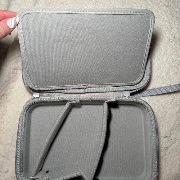 Hard Travel Electronic Organizer Case for MacBook Power Adapter Chargers Cables - Picture 5 of 7